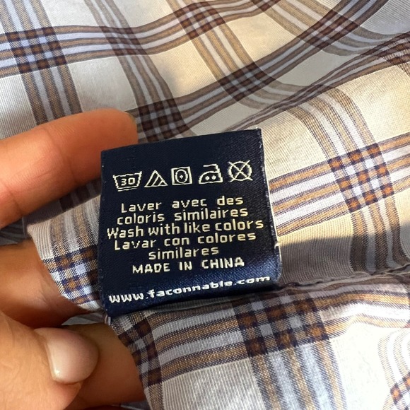 100% cotton Faconnable Plaid Button Down Shirt Mens Size S - Picture 8 of 8